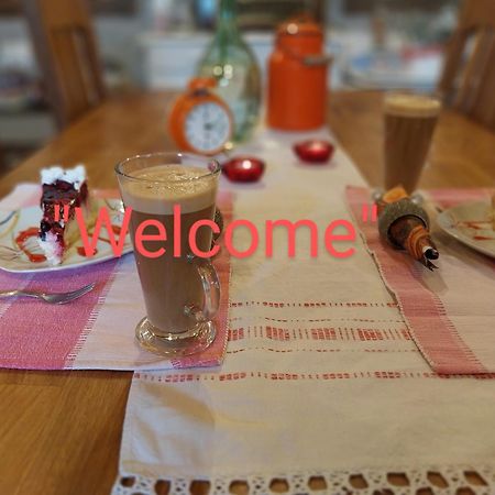 Apartment Ada Bed & Breakfast Gracac  ภายนอก รูปภาพ