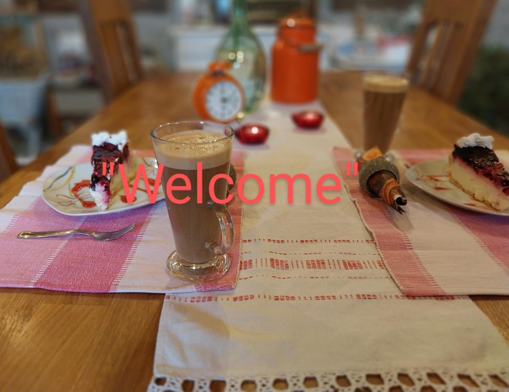 Apartment Ada Bed & Breakfast Gracac  ภายนอก รูปภาพ